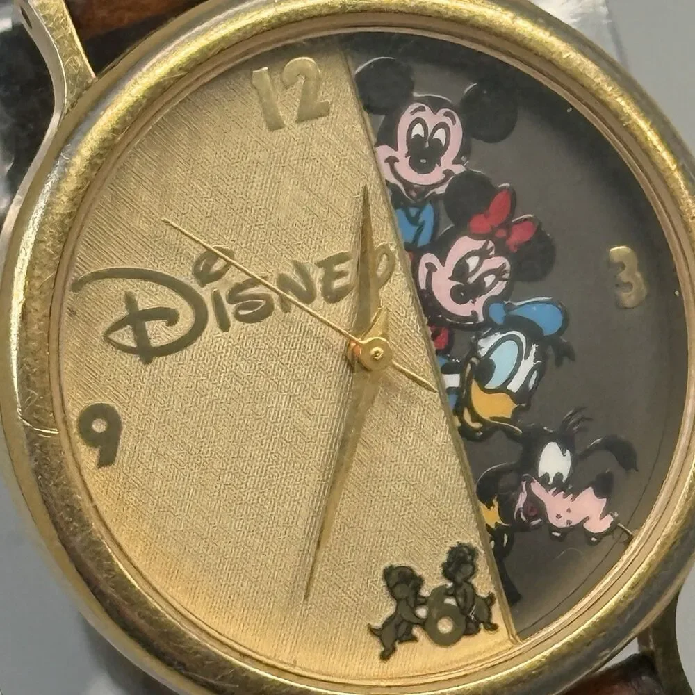 VTG Disney Gold Tone 32mm Watch Mickey Minnie Donald Goofy Chip & Dale Lthr EUC
